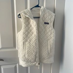Patagonia reversible vest
